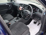 認定中古車保証1年間距離無制限の保証とロードアシスタンスサービスが全車に付帯されています。また、1年間または2年間の延長保証(有償)もご利用いただけます。