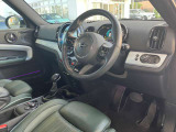このお車はMINI NET浦和美園に展示中です!総在庫1000台を当店でご案内可能です!ご来場、お問い合わせをスタッフ一同お待ちしております。