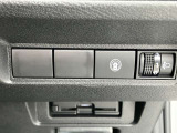 必要なスイッチ類は定位置に設置。使い勝手が更に良くなりました。