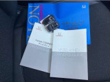 取説、ナビ取説、メンテナンスノート完備です!大事に乗られてきた車だと一目でわかりますね!スマートキーは2つ☆
