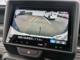 バックカメラで後退時も安心♪