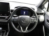 各操作スイッチなどもハンドルから手を放すことなく操作可能で安全運転に支援いたします!