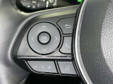 ステアリングスイッチ装備!運転しながら手元でオーディオの操作などができます。