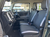 運転しやすいように工夫された、視界の確保。安全運転をサポートする設計となっています。