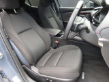 運転席のドアを開け、乗り込む際のイメージです。