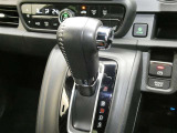 発進時やシフトチェンジ時もストレスなくマニュアル運転を楽しめます♪