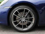 F:245/35ZR20 R:305/30ZR21