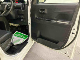 付属品(取扱説明書・記録簿・スペアキー等)の有無は車両ごとに異なります。お気軽にお問い合わせください。