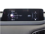 【純正マツダコネクトナビ】美しい地図画面と簡単操作が特徴です。手元のコマンダーで操作が可能なので入力や操作も便利ですね!各種車両設定や車両情報を確認することも可能です。