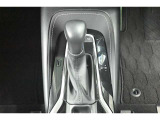 トヨタならではの「3つの安心」をセットにした『トヨタ認定中古車』です。「まるごとクリーニング」「車両検査証明書」「ロングラン保証」付き。