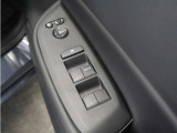 ◆パワーウィンドウスイッチ◆運転席から全席の窓の開閉操作を行うことが出来いつでも換気ができます!