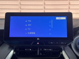ディスプレイオーディオを装備。スマホとクルマをつなぐことで、これまでのナビに加えて、いろんなサービスが楽しめます。
