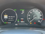 視認性の高いメーターデザイン。重要な車両情報を一目で確認でき、安全運転をサポートします。