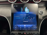 バックカメラにより駐車時の後方確認も楽にできます。