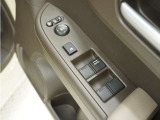 ◆パワーウィンドウスイッチ◆運転席から全席の窓の開閉操作を行うことが出来いつでも換気ができます!