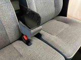 フロントセンターアームレスト(ボックス付)