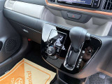 展示されているお車は全台1年間のトヨタロングラン保証が付いて参ります。最長3年間の保証をお付けすることも可能ですので、どのエリアに住むお客様でも安心して保証をお受けすることができます!