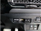 ETC車載器付き。高速道路の料金所はキャッシュレス通過(^^♪スマートインターの出入り口も利用可能でとっても便利。