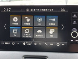 フルセグTV、Bluetoothオーディオ、ミュージックプレーヤー接続など多彩なオーディオ機能を搭載♪