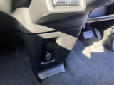 軽・車検の看板と電光掲示板が目印です!届出済 未使用車をお探しの方はこちらの看板を目印にお越しください。※似たような看板のお店がございますのでお間違えのないようご注意ください。