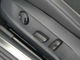 メーカー直営認定中古車 4モーション メーカー保有デモカー LEDライト デジタルコックピット 純正ナビゲーション ブルートゥース接続 カープレイアンドロイドオート対応 スマートキースペア有 オートゲート
