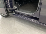 ホンダ車の低床ボディは乗りやすく、足元も広びろですよ。
