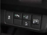 ◆パーキングセンサーシステム◆車庫入れの時などに近くに障害物がある場合、障害物までの距離を音で知らせてくれます。