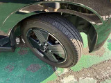 タイヤサイズは155/65R14です。日産純正アルミ装着です☆