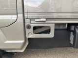 中古車の特性上無傷というのは難しいのですが出来る限りお客様の為に綺麗な状態にしてから納車をさせて頂きます。
