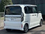 人気の軽自動車N-BOXカスタム入荷しました!室内ひろびろ・走りもキビキビ・燃費も良いからお財布にやさしい。ホンダN-BOXを選んで下さい!