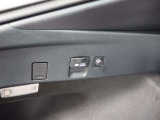 非常時やキャンプなどに役立つAC100Vコンセント付きです。