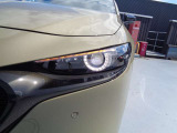 LEDヘッドライトで暗い夜道も明るく照らします(☆_☆)