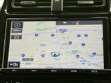 鮮明な地図表示で、安全運転をサポート。スムーズなルート検索で、目的地への移動をより快適に行えます。