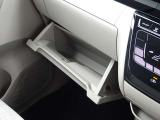 【収納】車検証やティッシュBOXいろいろすっきり収納できて便利です!
