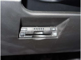 ETC車載器付きです。高速道路の料金所もスムーズに通過できます。