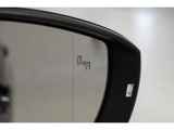 【ブラインドスポットディテクション】車両後方の死角をレーダー検知で補いドライバーに知らせます。