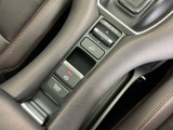 パーキングブレーキはスマートな電子制御式と合わせて渋滞時等にブレーキペダルから足を離しても停車状態を保持してくれるオートブレーキホールド機能で運転が楽になります。スタートはアクセルペダルを踏むだけ