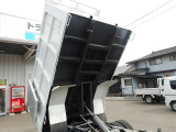 ディーゼル、4WD、マニュアル、ABS、深ダンプ、2トン、荷台内寸約:L298&times;W164&times;H134