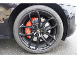 21インチ GT Design ホイール(サテンブラック塗装)です。