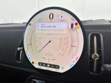 ★MINIには6個のエアバッグを標準装備。運転席/助手席エアバッグ、サイド・エアバッグ、ヘッド・エアバッグ。