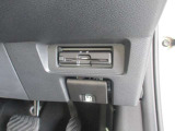 ここにETC付いております。高速道路の料金所もスイスイ♪ ETCカードの申し込みは日産カードがおすすめ!!!「安心」「おトク」「便利」で皆さまのカーライフをサポートする特典満載のカードです。
