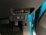 ビルトインタイプの【ETC】で見た目もスッキリ。高速道路の利用にとても便利です。
