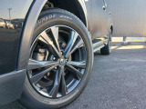 純正アルミホイール装着車