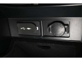 USB接続端子他&12V120Wアクセサリーソケット