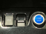 快適なドライブを叶えるため、シフトノブの周囲にe-POWERモードスイッチをはじめ、プッシュパワースターターやEVモードスイッチなどを配置し、操作性を高めています。