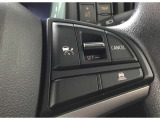 【レーダークルーズコントロール】高速道路等を走行する際、前の車両との距離を一定に保ちながら、セットした速度を維持できる機能