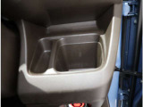 運転席ドリンクホルダー