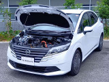 私共展示場では日産神奈川お客さまからの下取車(主に1オーナー/修復歴無車両)を中心に、弊社新車販売店舗での試乗車/社有車※(※基本禁煙車)等、日産ディーラーならではの上質なおクルマを販売しております。