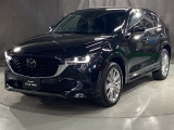 CX-5のアイデンティティは、デザイン、走り、室内、荷室、価格などを高次元でまとめたバランスの良さにあります!一芸で選ばせるSUVではなく、長く付き合うほど良さが分かるSUVなのです!