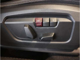 【コックピットシート】BMW車の主役席。車体中央にくる様に配置し車両重心とが一致する事でドライバーと車との一体感あるドライビングを実現。人間工学に基づき形成した形状が長時間のドライブ疲労も軽減します!